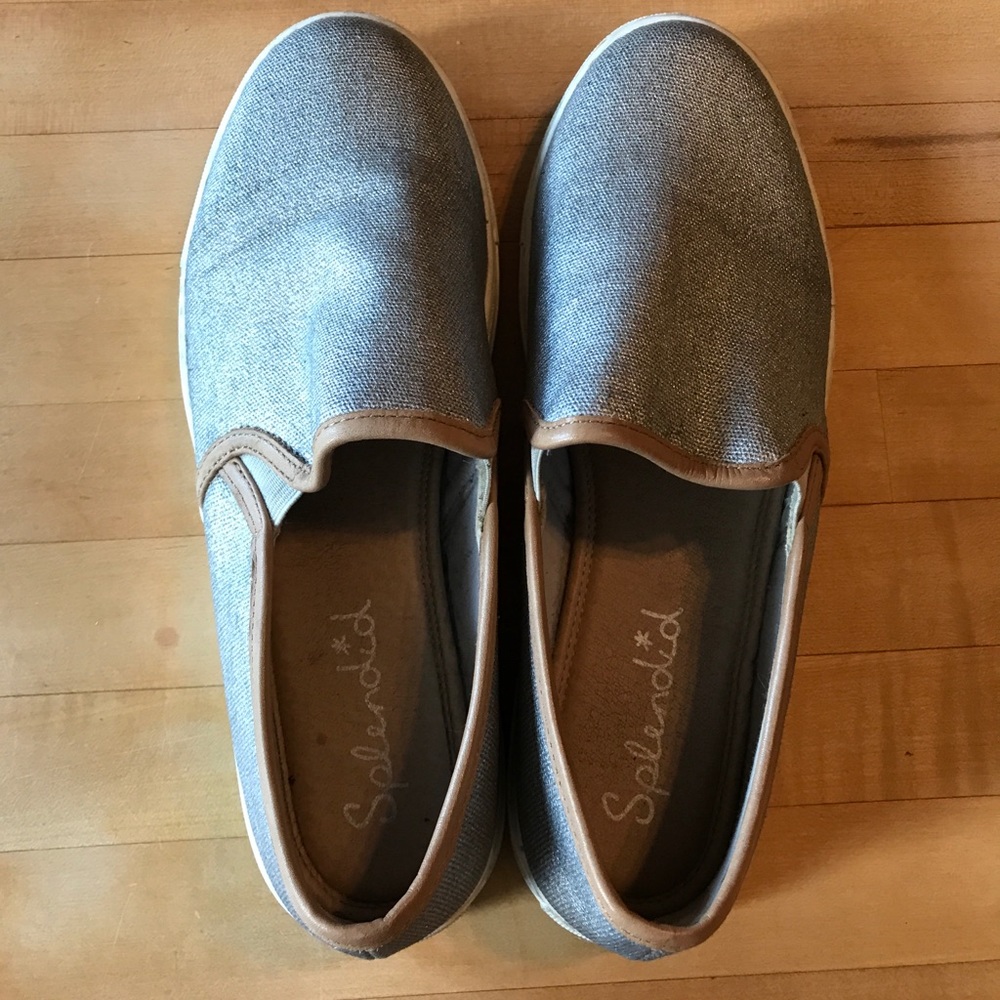 Splendid silver 7.5 slip ons